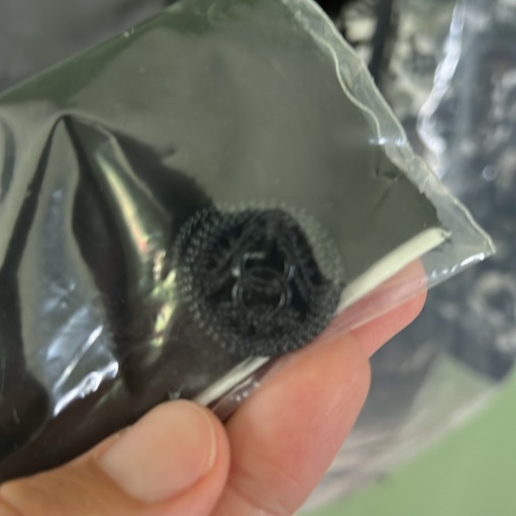 ⭐️CHANEL Runway Cruise 2014 Black & White Lace Blazer Size 38 MSRP $6200⭐️ - Picture 14 of 15